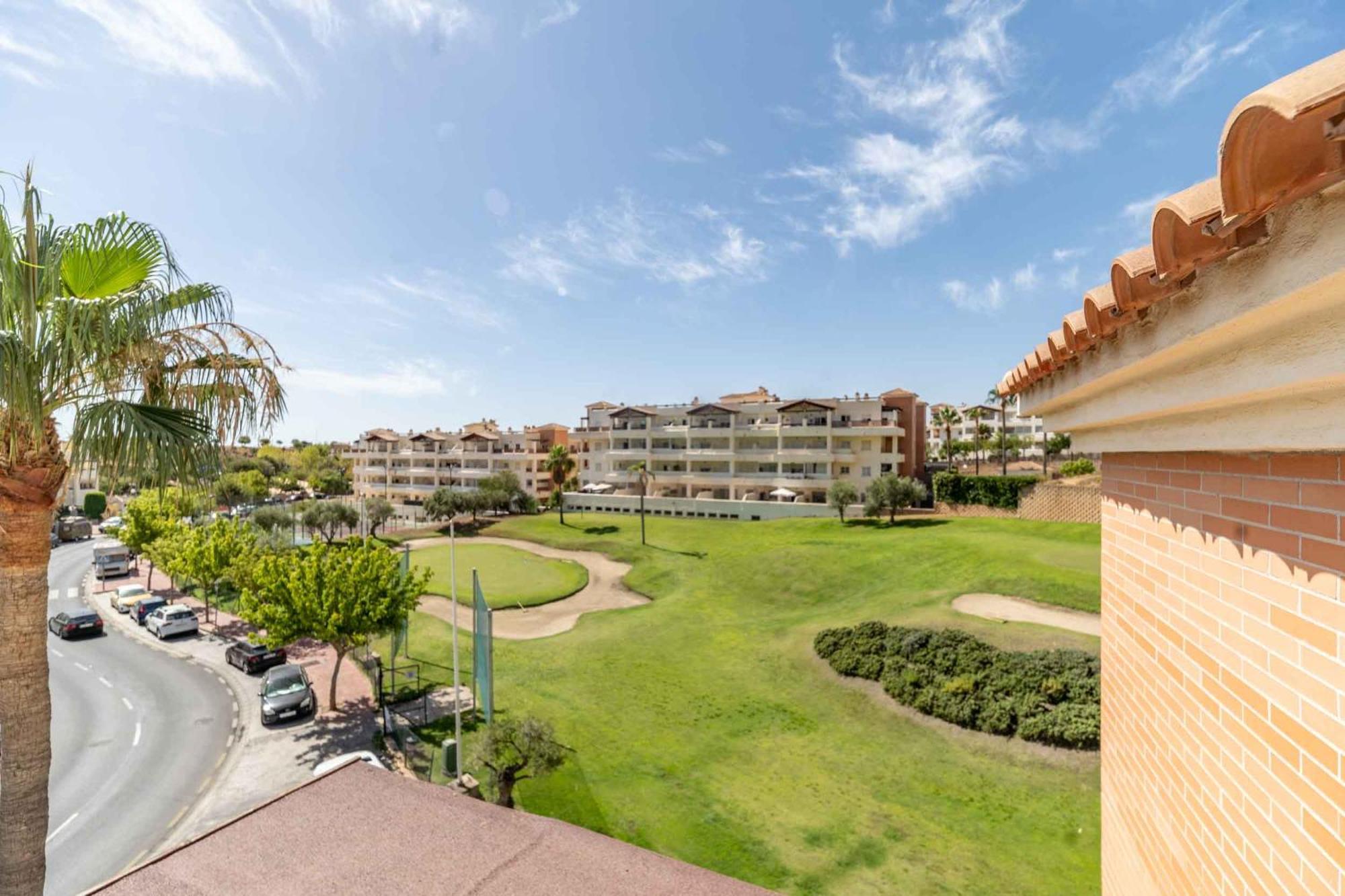 116 - Penthouse With Views And Pool, 5Min Away From Golf Course! Apartment Benalmadena Bagian luar foto