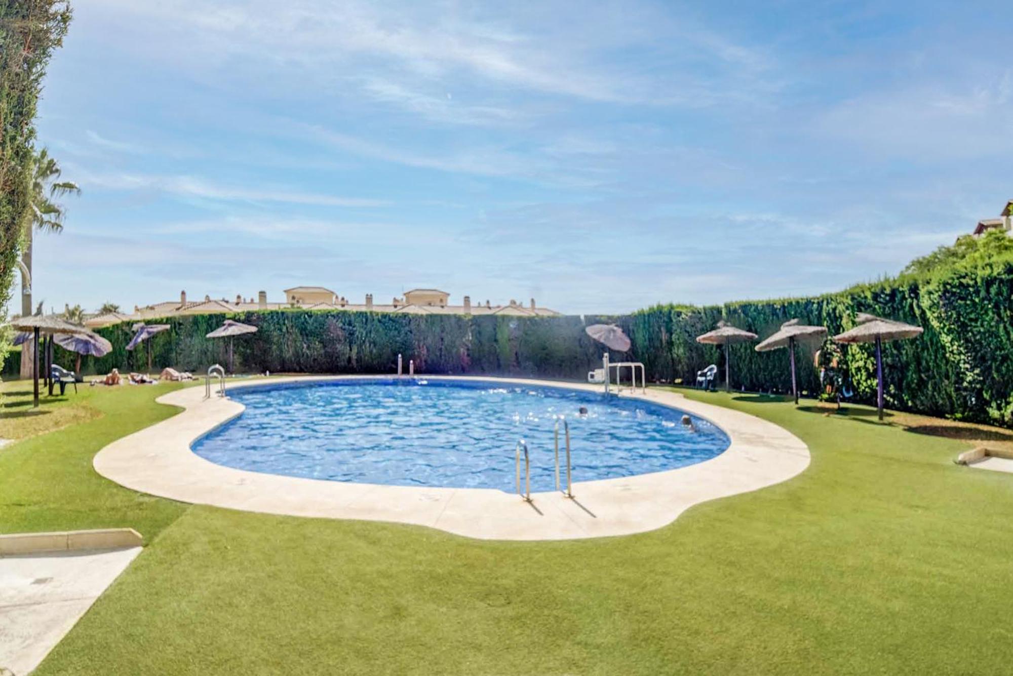 116 - Penthouse With Views And Pool, 5Min Away From Golf Course! Apartment Benalmadena Bagian luar foto